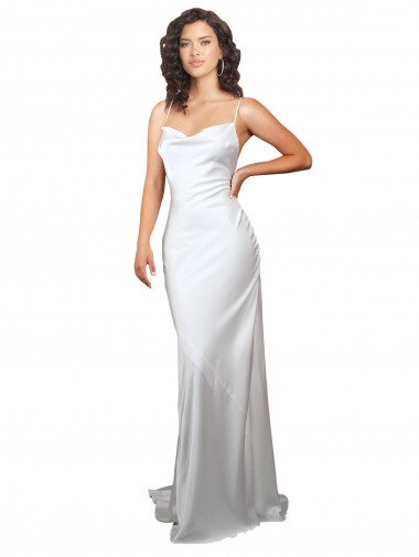 Vendeurs de Blanc Fourreau Balayage train Satiné Soyeux Simple Plage Robes de mariée