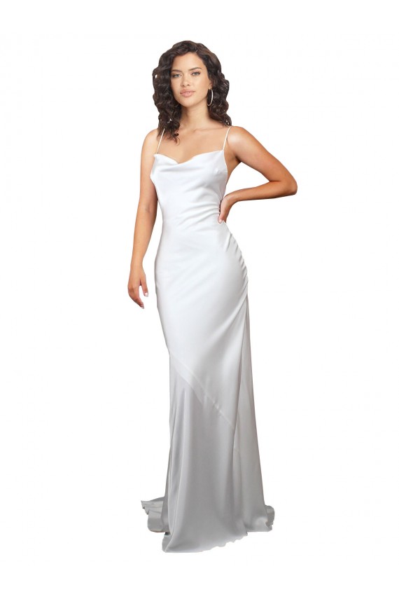 Vendeurs de Blanc Fourreau Balayage train Satiné Soyeux Simple Plage Robes de mariée