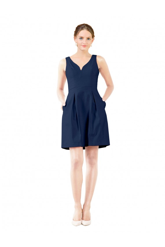 Vendeurs de Bleu marine foncé Trapèze Col V Satiné Courte Robes demoiselle d'honneur / Robes de cocktail