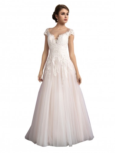 Vendeurs de Ivoire & Champagne Trapèze Illusion Traîne cathédrale Tulle Dentelle Plage Robes de mariée