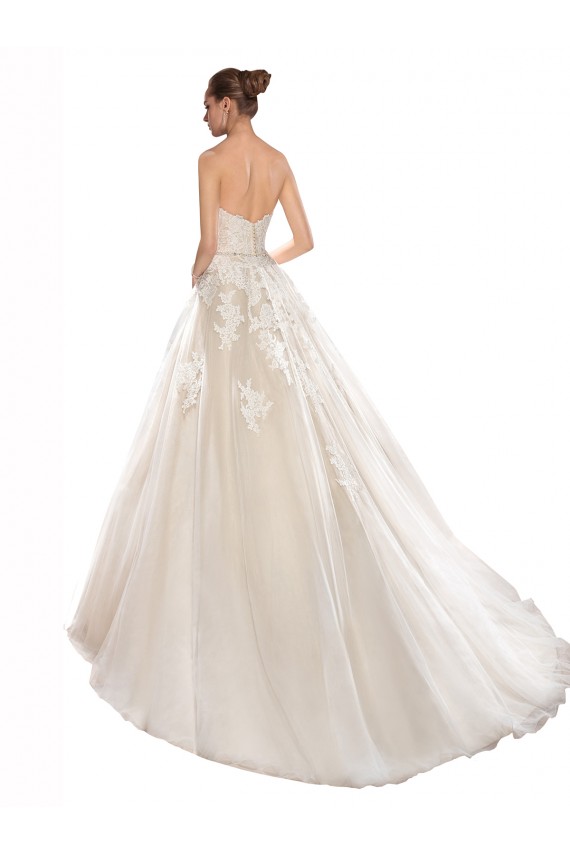 Vendeurs de Ivoire & Champagne Trapèze Sans bretelle Tulle Dentelle Robes de mariée